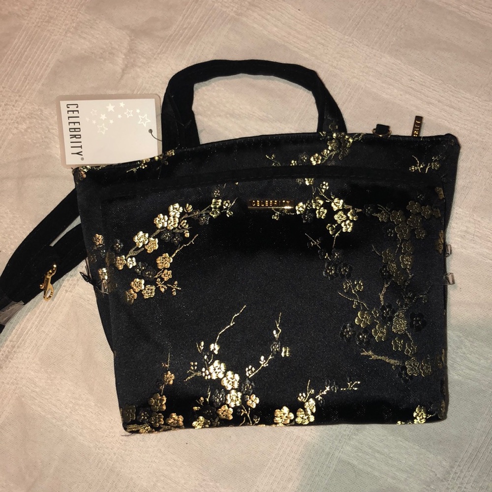 Brand new Celebrity purse